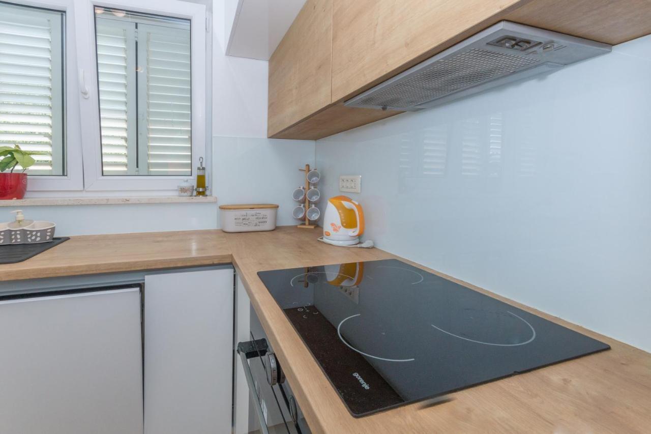 Adria Krk Apartment كرك المظهر الخارجي الصورة
