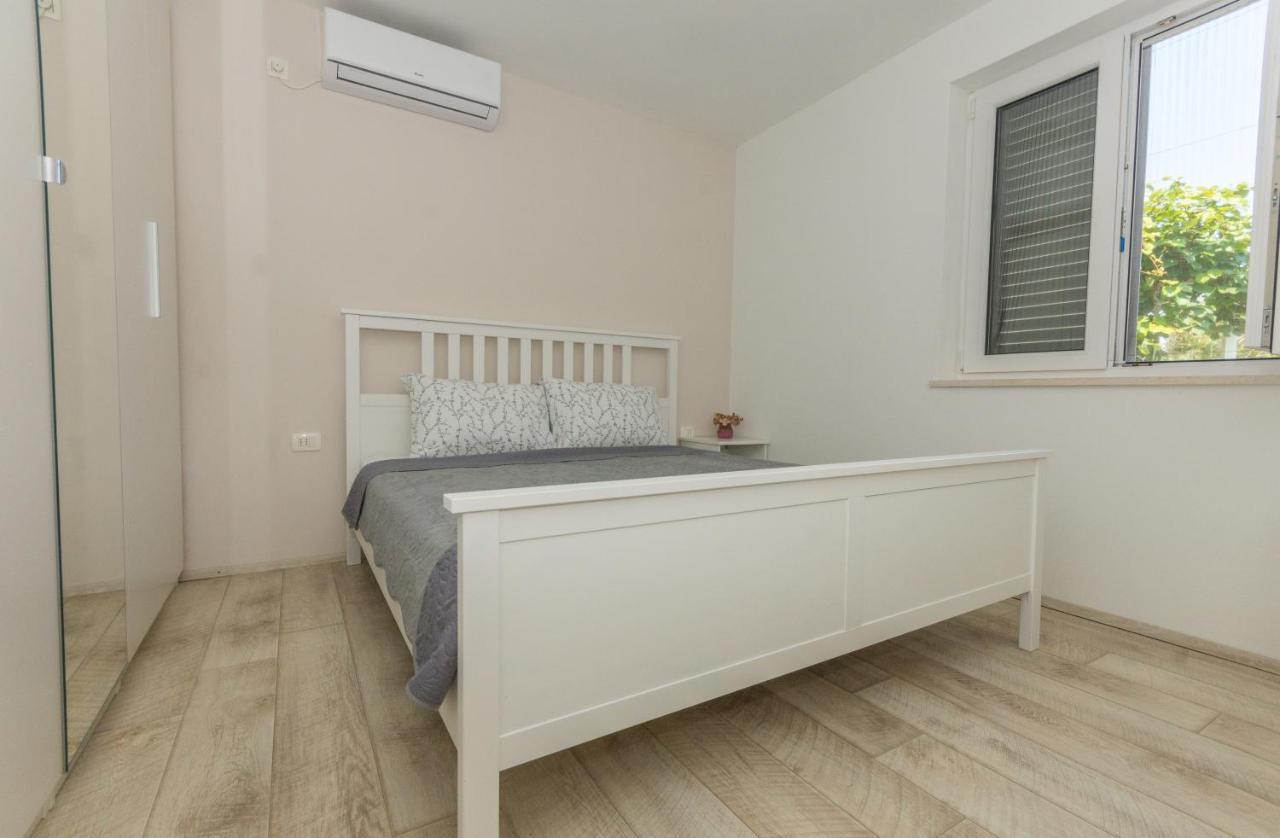 Adria Krk Apartment كرك المظهر الخارجي الصورة