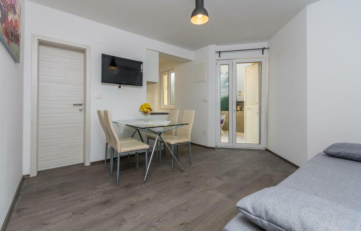 Adria Krk Apartment كرك المظهر الخارجي الصورة